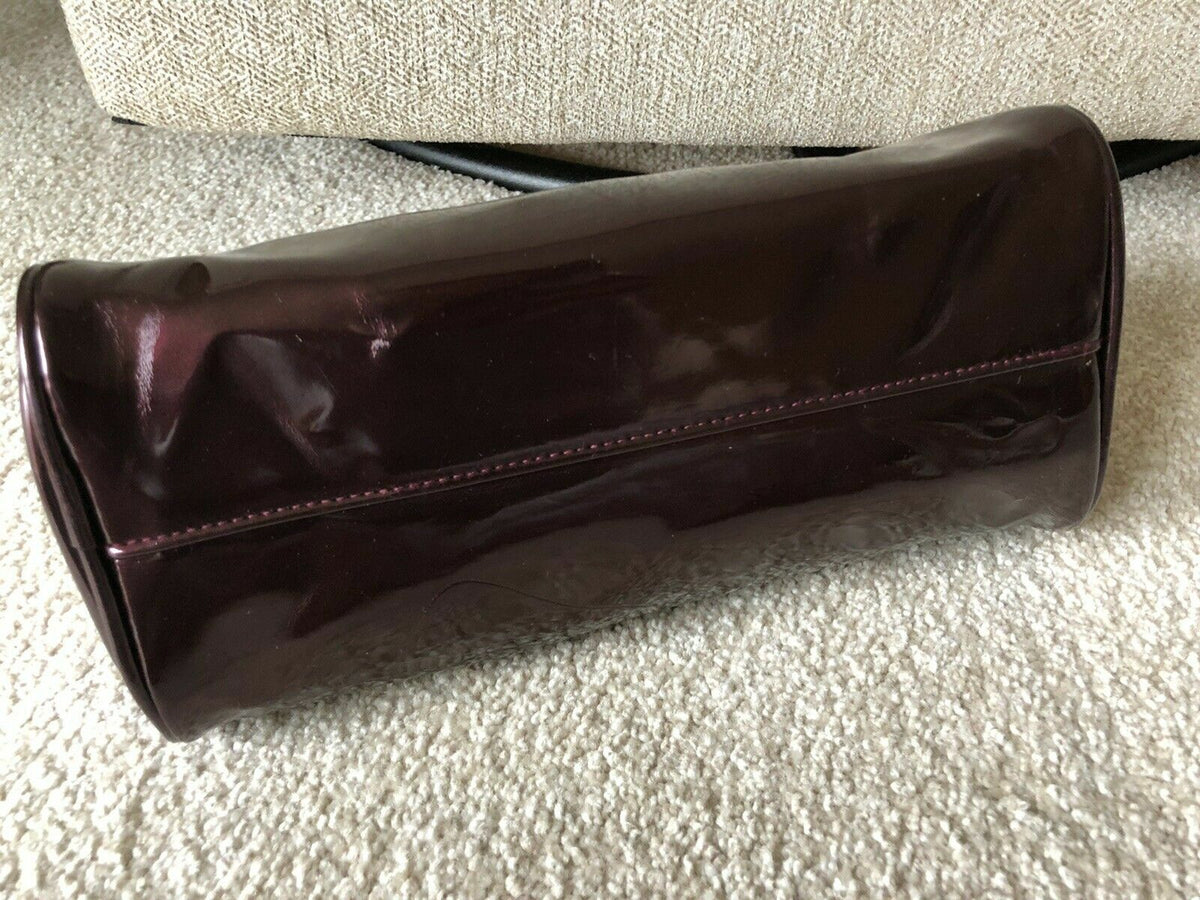 Luxury Clutch Bag for Makeup and Cosmetics with Rose Accent - Compact Purse