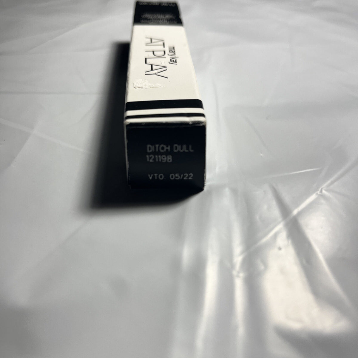 Mary Kay AT Play Limited Edition Ditch Dull Highlighting Stick - New