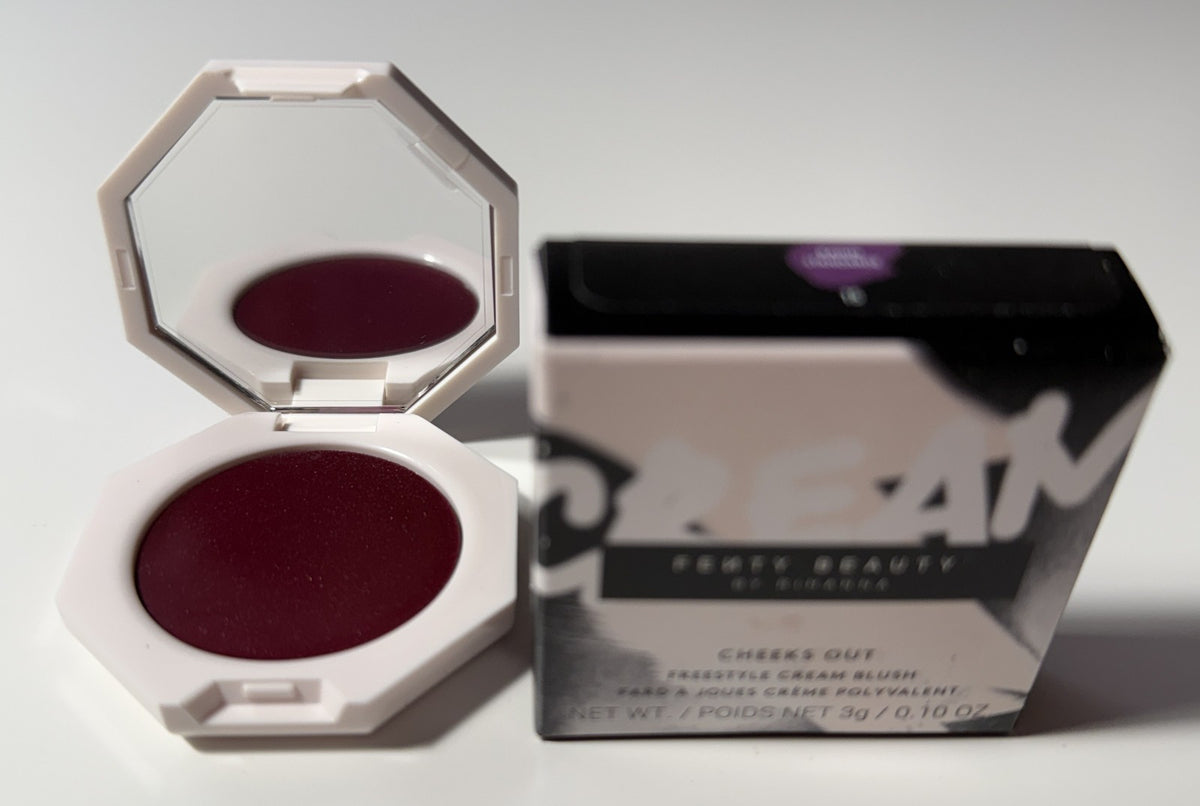 Cheeks Out Freestyle Cream Blush - Raisin Standardz 15, Soft Blackberry