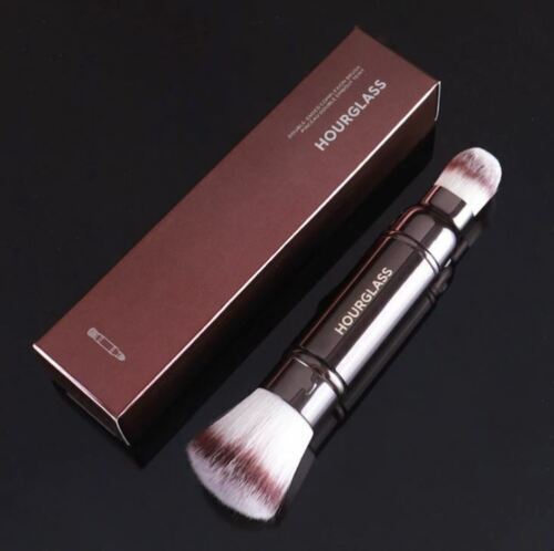 Retractable Double Ended Makeup Brush for Foundation, Blush & Concealer
