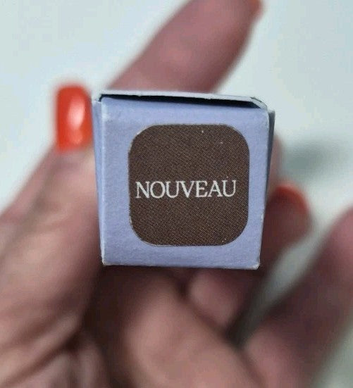 Lip Blur NOUVEAU Lip Gloss - Discontinued Shade