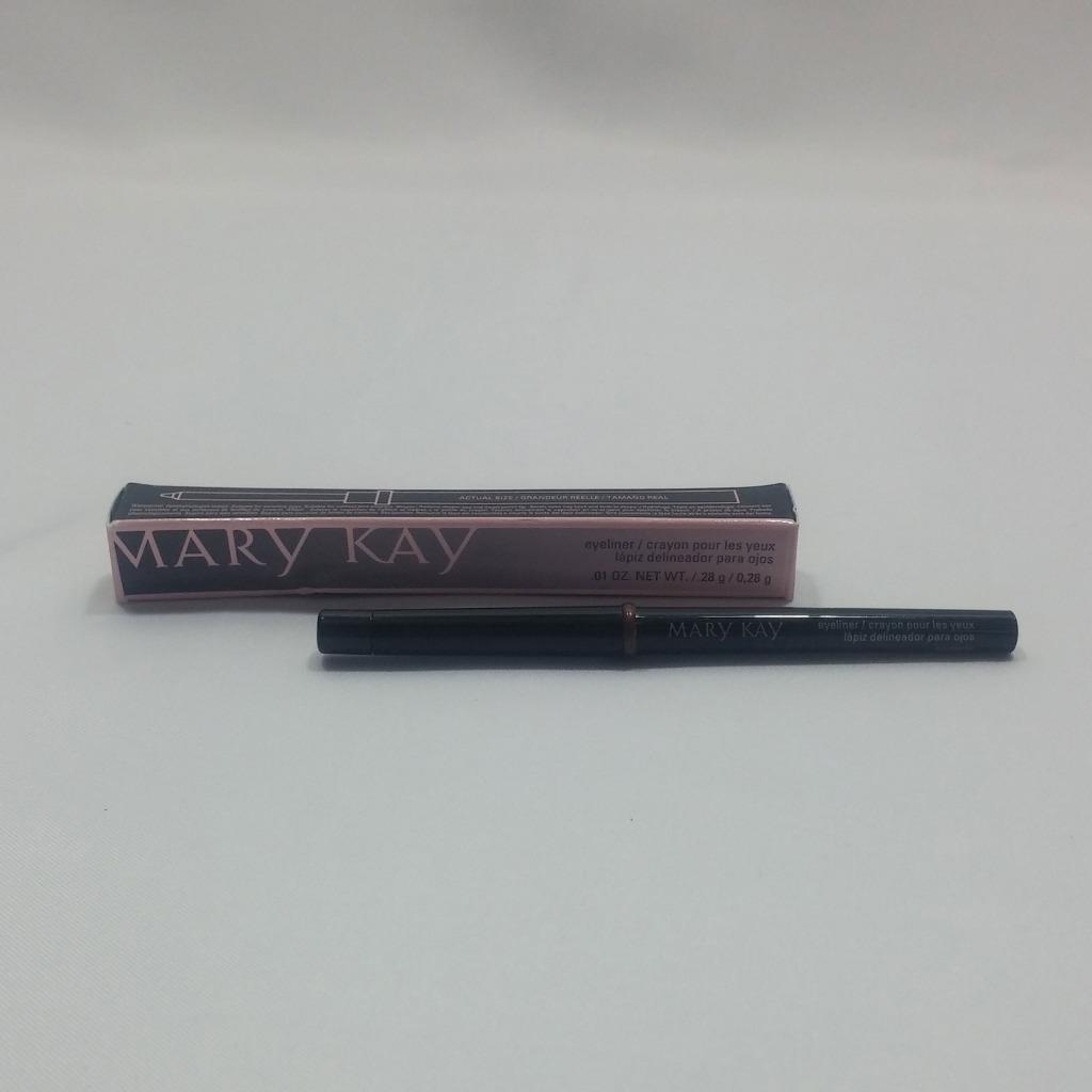 Long-Wearing Liquid Eyeliner Pen with Built-In Shaper - Multiple Shades