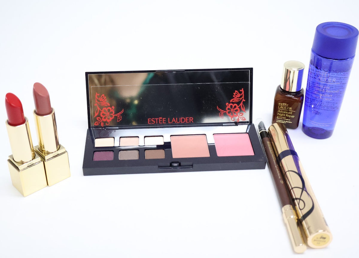 Estee Lauder 7-Piece Makeup Gift Set with Lipsticks, Eye Palette & Skincare