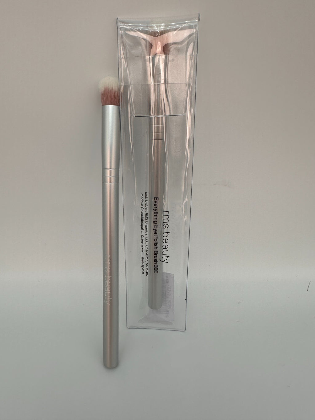 RMS Beauty Eye Polish Brush — Skin2Skin Compatible for Cream & Powder