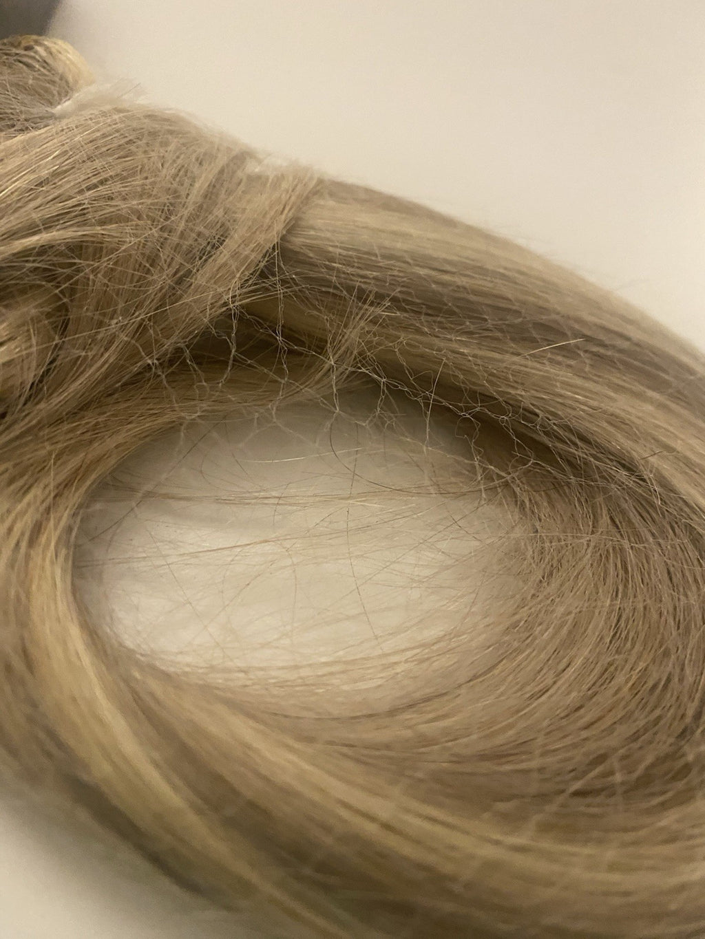 Clip-In Hair Extensions 100% Human Hair #18/613 12 Inch - Windtouch